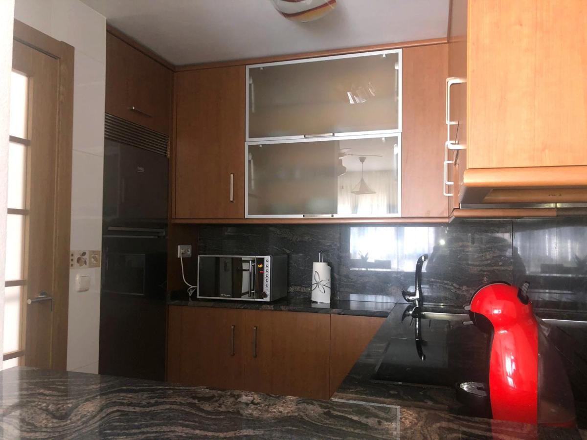 En Ribeira Para 4 Centrico Con Parking 外观 照片